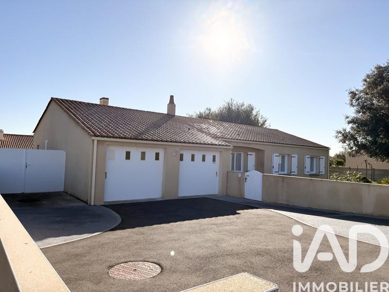 Maison - 99 m² - 5 pièces