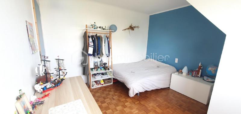 Maison - 142 m² - 7 pièces