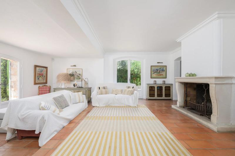 Maison - 195 m² - 7 pièces