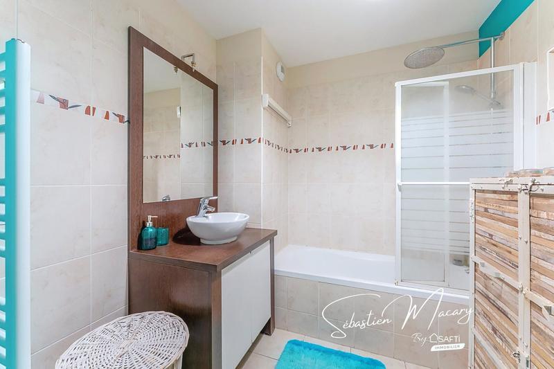 Appartement - 67 m² - 3 pièces