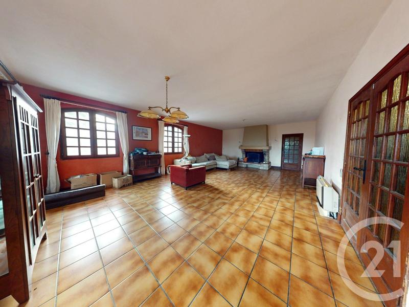 Maison - 248 m² - 7 pièces