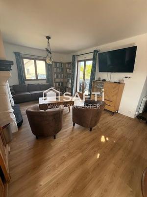 Maison - 98 m² - 4 pièces