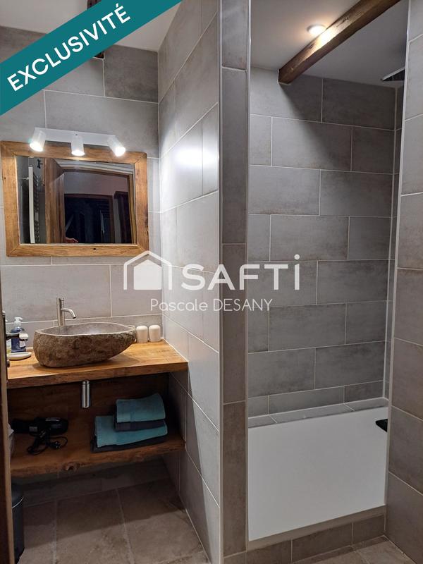 Maison - 265 m² - 8 pièces