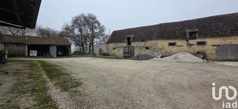 Ferme - 800 m² - 5 pièces