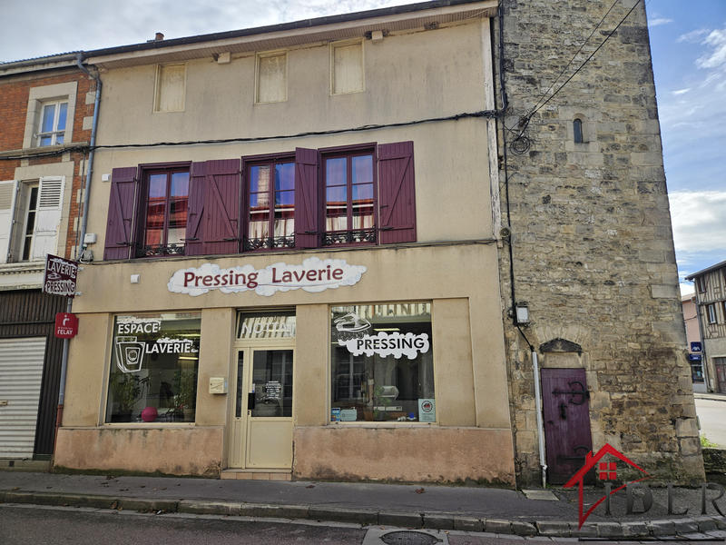 Immeuble - 218 m² - 7 pièces