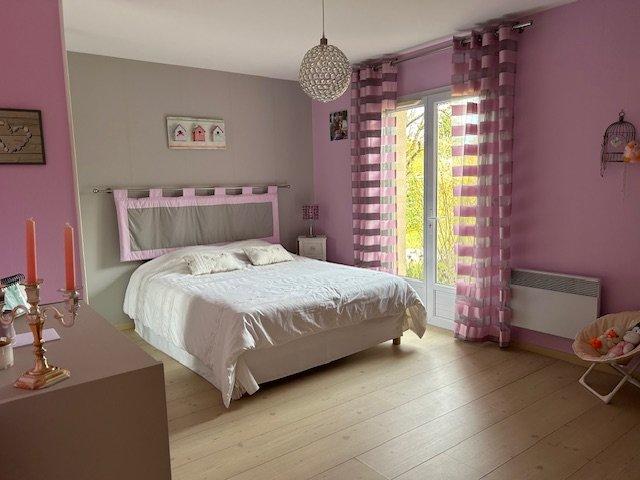 Pavillon - 162 m² - 6 pièces