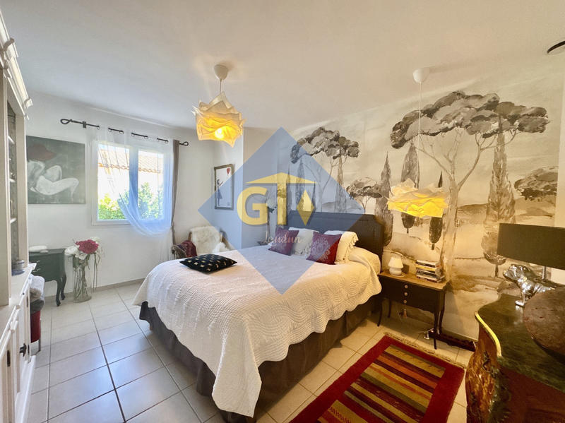 Villa - 140 m² - 5 pièces