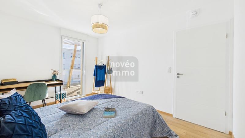 Appartement - 84 m² - 4 pièces