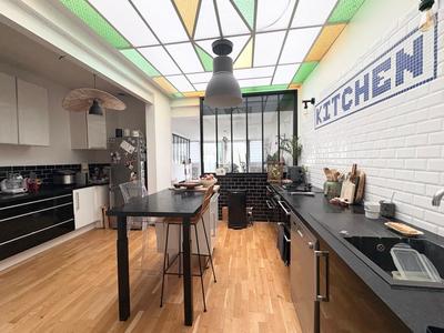 Maison - 110 m² - 4 pièces