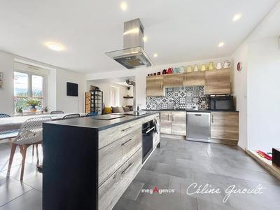 Maison en pierre - 130 m² - 5 pièces