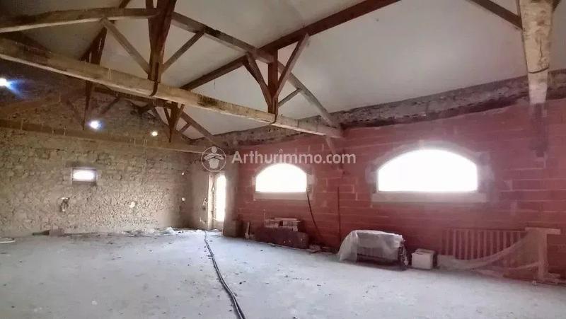 Maison - 380 m² - 10 pièces