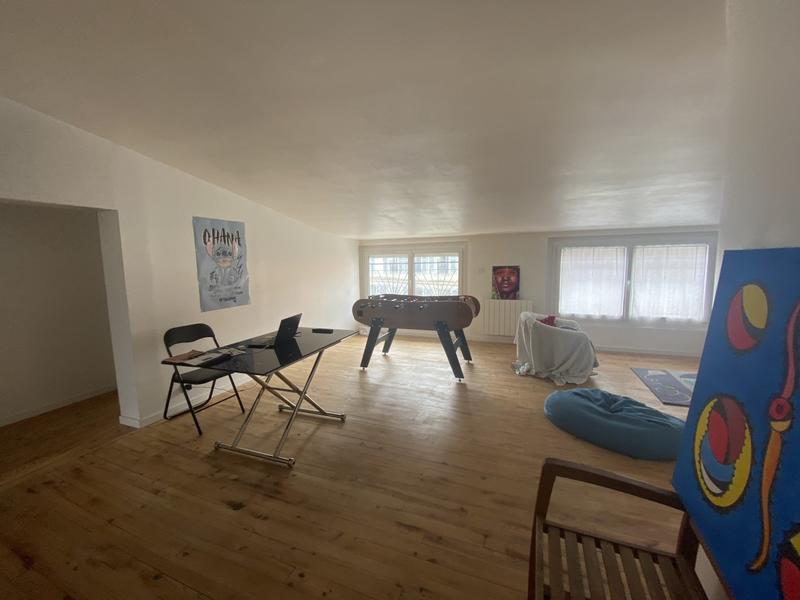 Appartement - 185 m² - 7 pièces