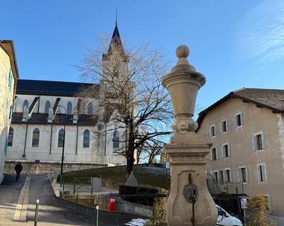 Maison de ville - 280 m² - 10 pièces