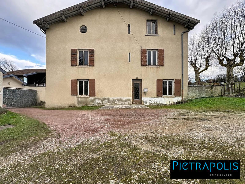 Maison ancienne - 190 m² - 7 pièces