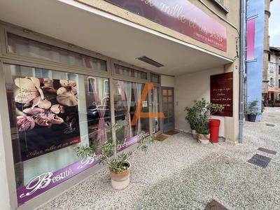 Maison de village - 250 m² - 6 pièces