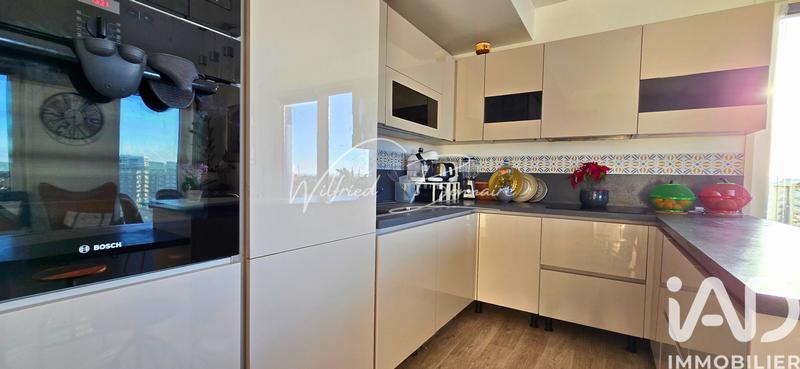 Appartement - 99 m² - 5 pièces