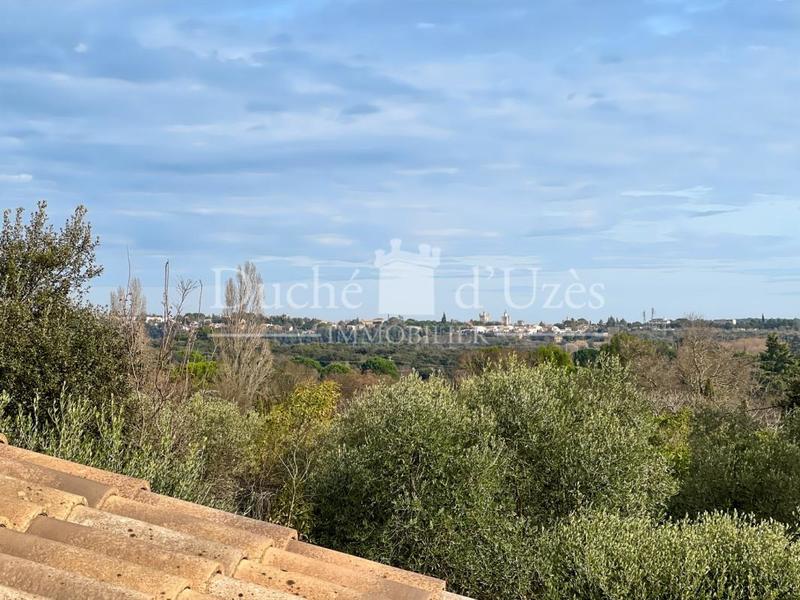 Villa - 180 m² - 8 pièces