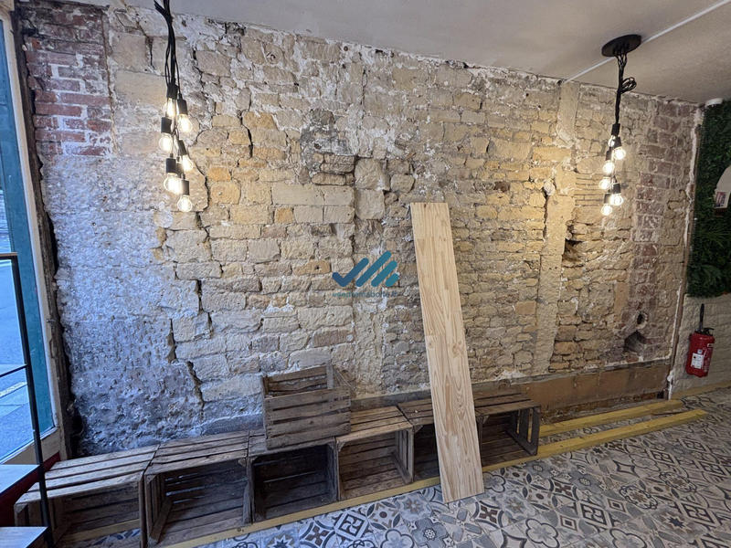 Fonds de commerce - Local commercial - 45 m²