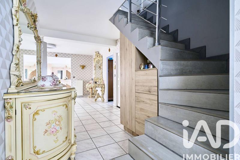 Maison - 175 m² - 6 pièces