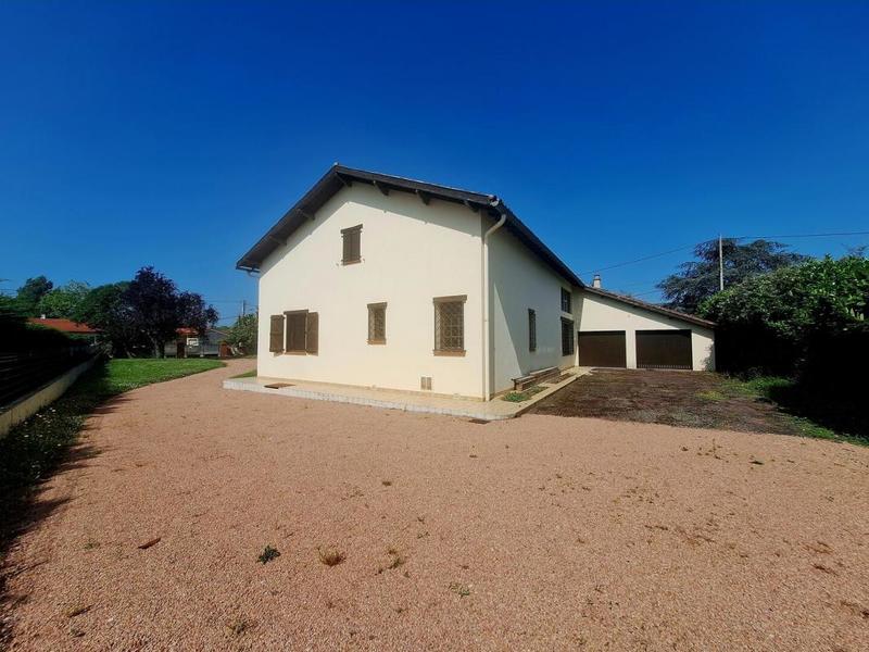 Maison de village - 320 m² - 7 pièces
