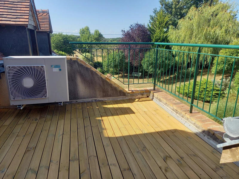 Maison - 258 m² - 8 pièces