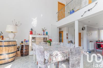 Maison - 178 m² - 7 pièces