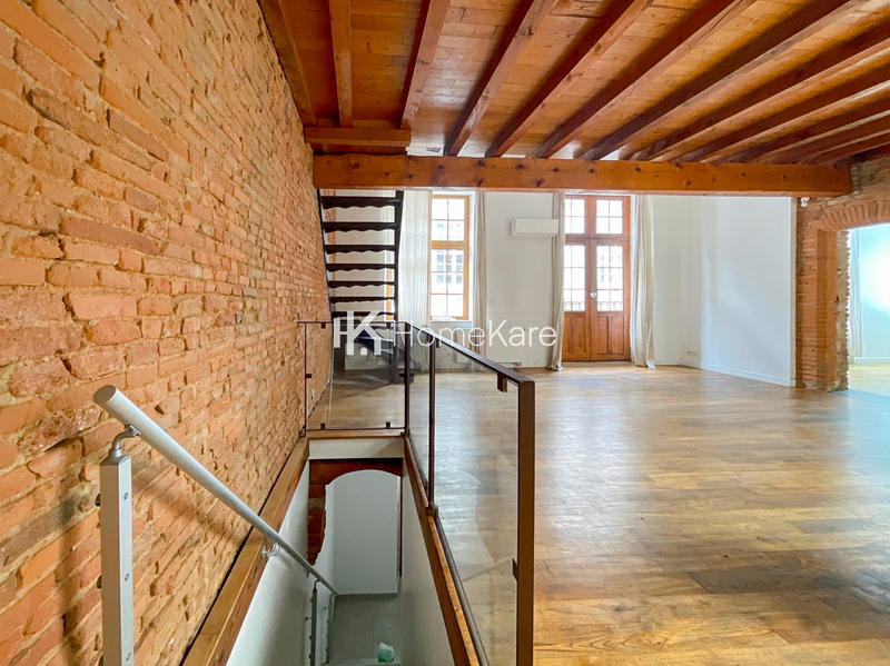 Maison - 210 m² - 5 pièces