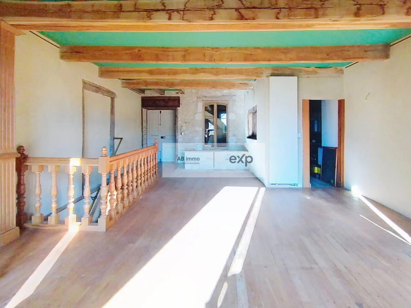 Appartement - 150 m² - 5 pièces