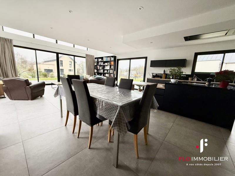 Maison - 167 m² - 7 pièces