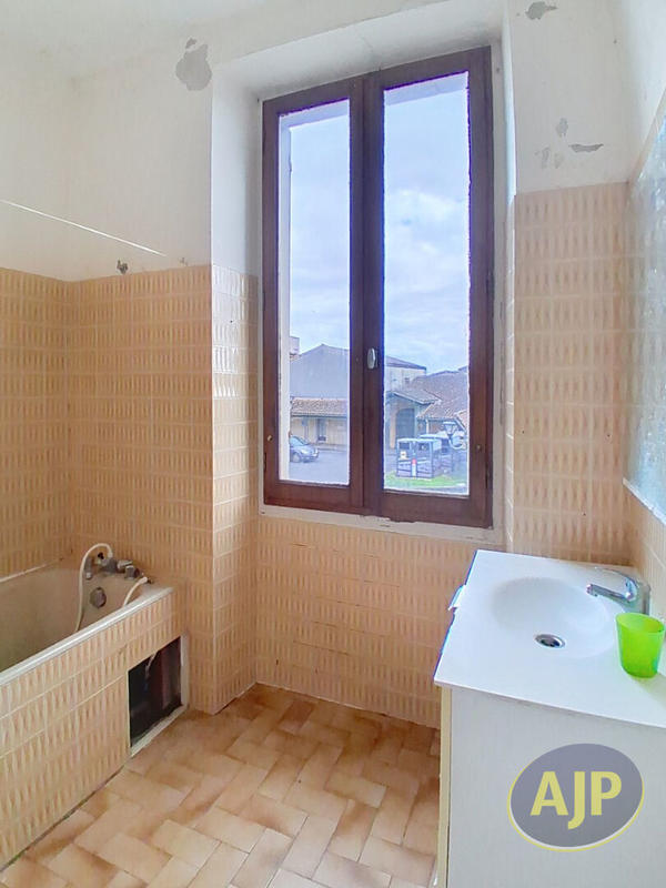 Maison de ville - 80 m² - 4 pièces