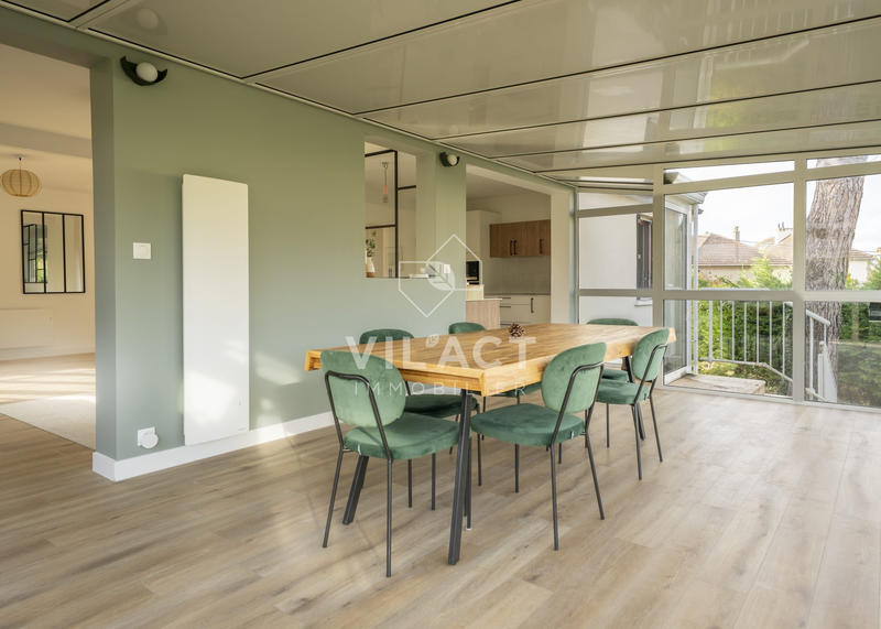 Maison - 120 m² - 5 pièces