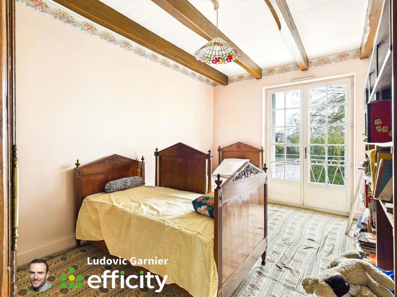 Maison - 290 m² - 10 pièces