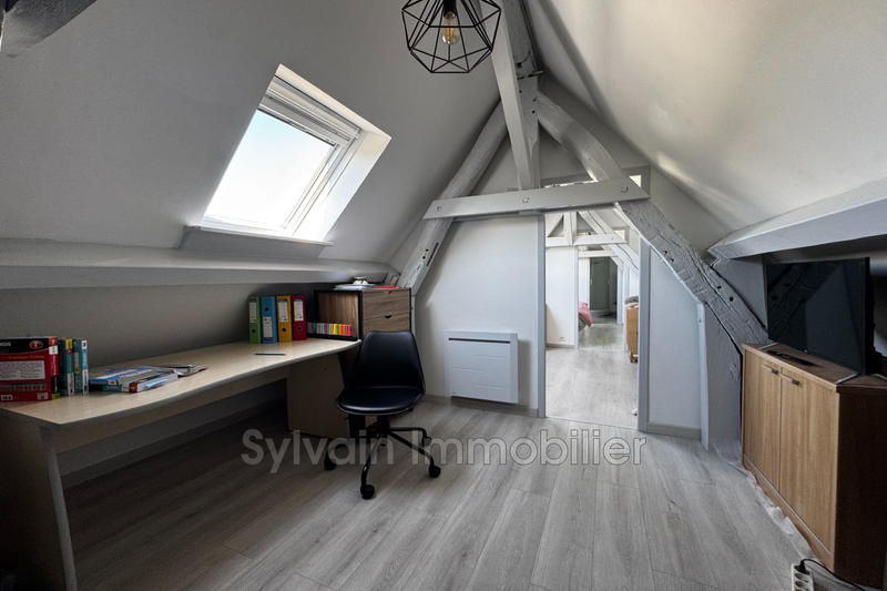 Maison - 359 m² - 6 pièces