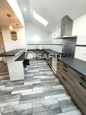 Maison - 312 m² - 6 pièces