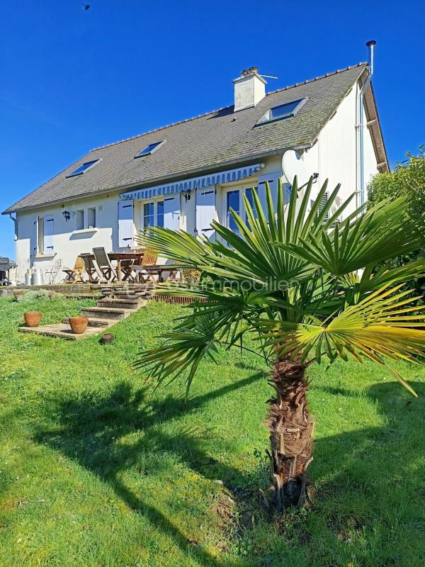 Maison traditionnelle - 100 m² - 5 pièces