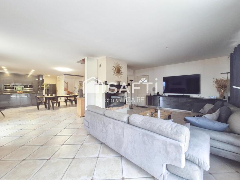 Maison - 350 m² - 14 pièces