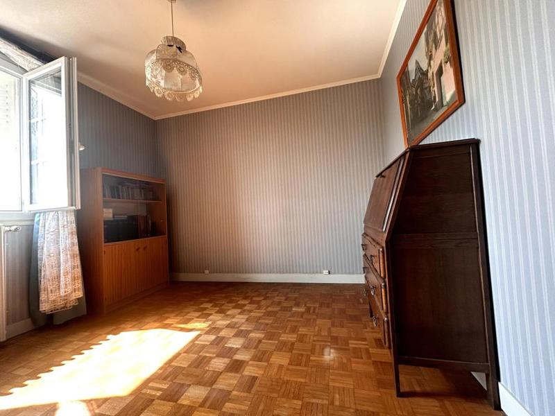 Maison traditionnelle - 116 m² - 6 pièces