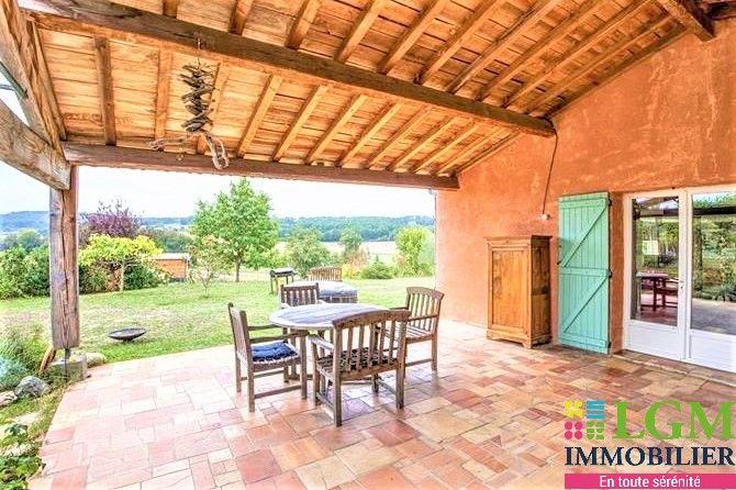 Maison - 192 m² - 6 pièces