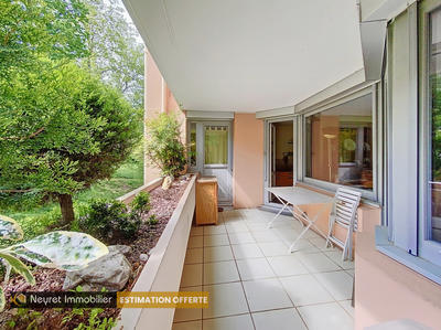 Appartement - 82 m² - 4 pièces