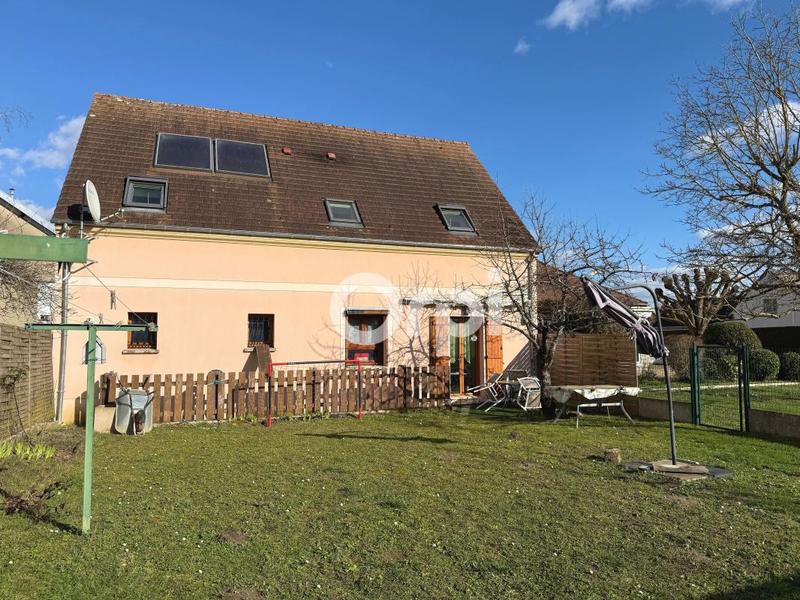 Maison - 152 m² - 6 pièces