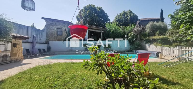 Maison - 206 m² - 8 pièces