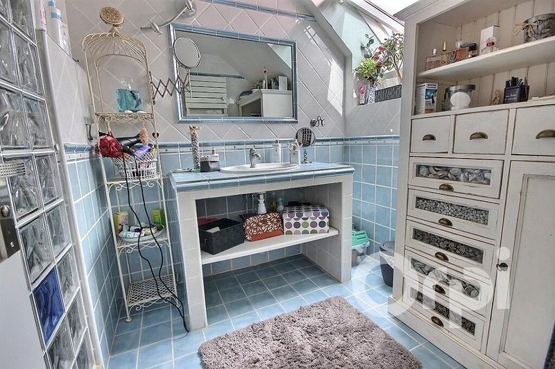 Maison - 147 m² - 8 pièces