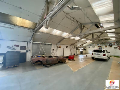 Local d'activités - 1 334 m²