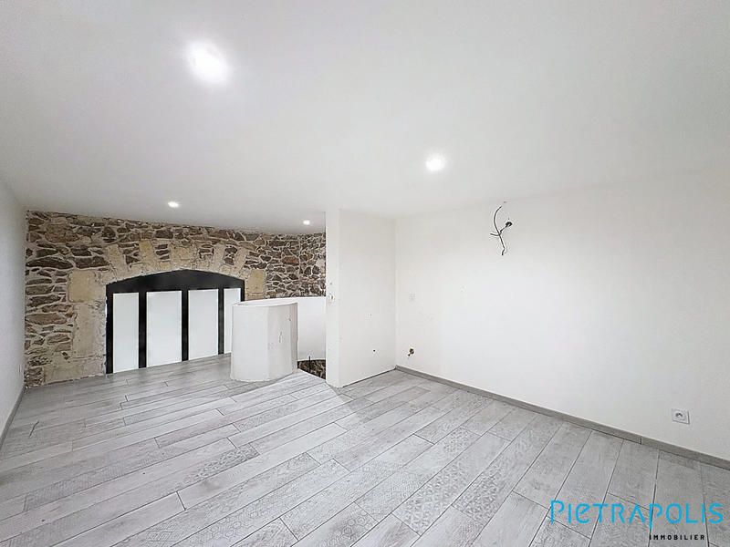 Appartement - 100 m² - 5 pièces