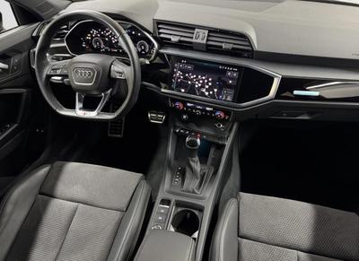 Audi Q3 Sportback 45 TFSIe 245 Hybride Rechargeable / Toit Ouvrant Volant Méplat Coffre Elec Keyless Pack Ambiance Led