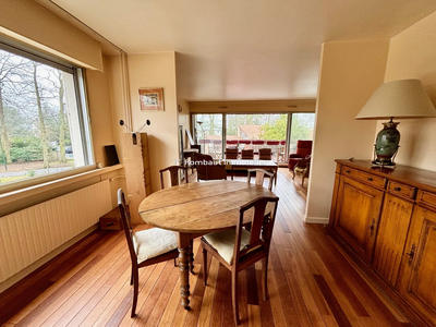 Appartement - 90 m² - 5 pièces