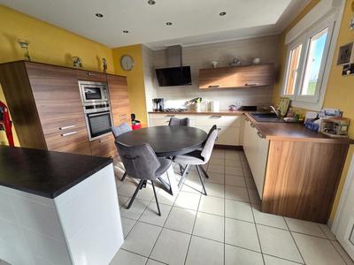 Pavillon - 95 m² - 5 pièces