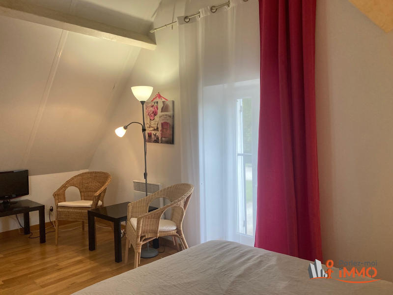 Maison - 335 m² - 12 pièces