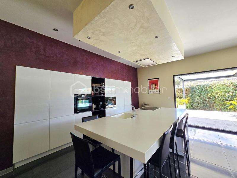 Maison - 172 m² - 5 pièces