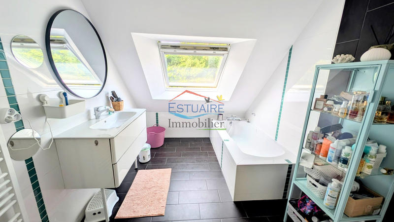 Maison traditionnelle - 140 m² - 6 pièces